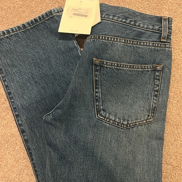 Sold NWT The Row Goldin Jeans, size 4 - Picture 4 of 14